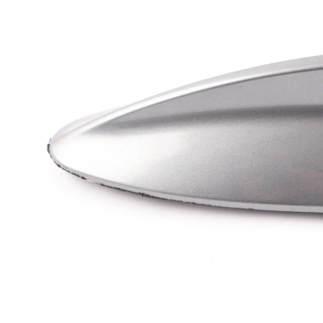 BMW F11 X3 F25 X5 E70 Cache Antenne Toit Requin Vide Gris Sidéral A52 - SKU 9125663-SCG - Numéro de pièce 9125663