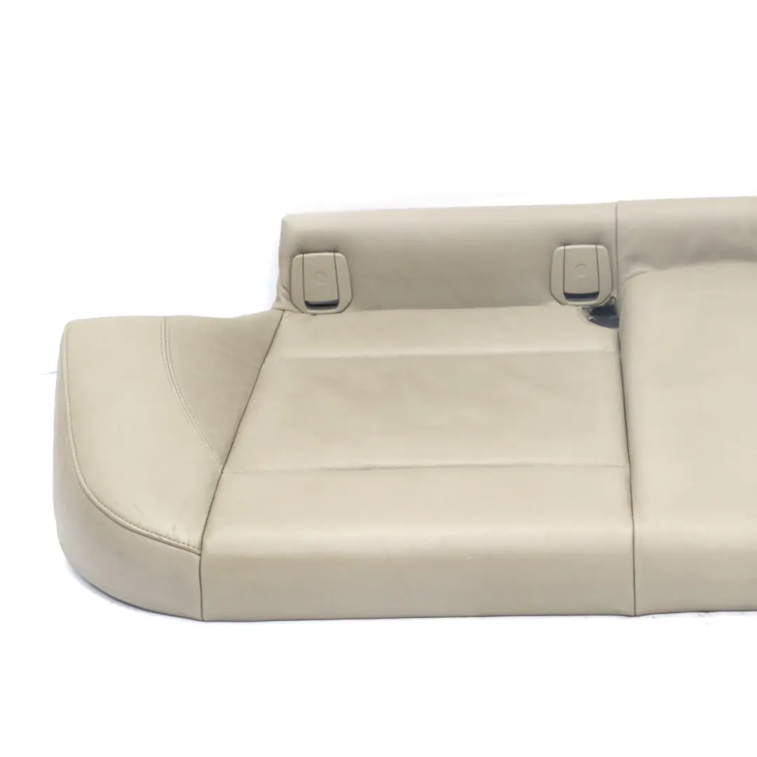 Coprisedile Interno Sedile Posteriore Panca Base Divano Pelle Beige per BMW E87 LCI con numero di parte 9126061 BMW E87 LCI Coprisedile Interno Sedile Posteriore Panca Base Divano Pelle Beige - SKU 9126061-1 - Numero di parte 9126061
