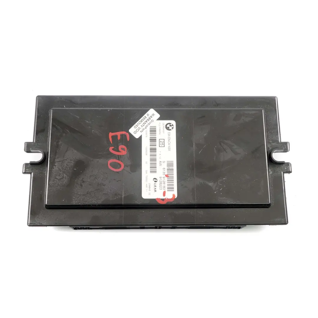 BMW E90 Module de Controle d'Eclairage Unite ECU PL2 FRMFA Lear 9128183 - SKU 9128183-3 - Numéro de pièce 61359128183