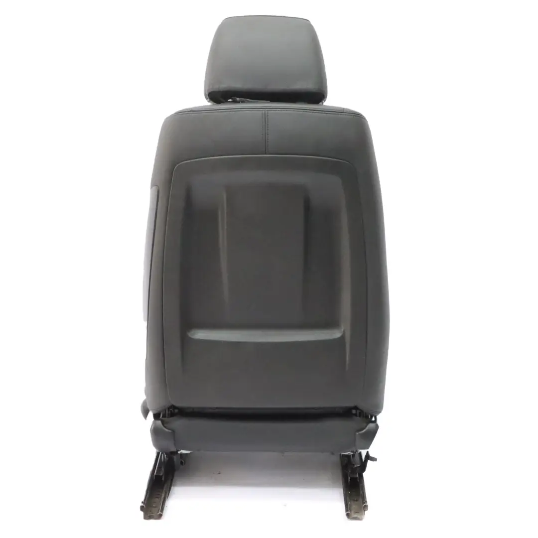 Sedile anteriore sinistro Interno in pelle nera Boston per BMW E87 LCI Sport con numero di parte 9128287 BMW E87 LCI Sport Sedile anteriore sinistro Interno in pelle nera Boston - SKU 9128287 - Numero di parte 9128287