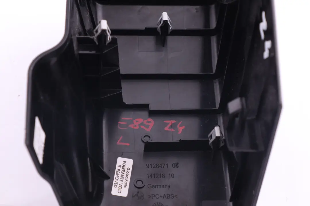 Couvercle Garniture Coffre Arrière Gauche pour BMW Z4 E89 à propos du numéro de pièce 9128471 BMW Z4 E89 Couvercle Garniture Coffre Arrière Gauche - SKU 9128471 - Numéro de pièce 9128471