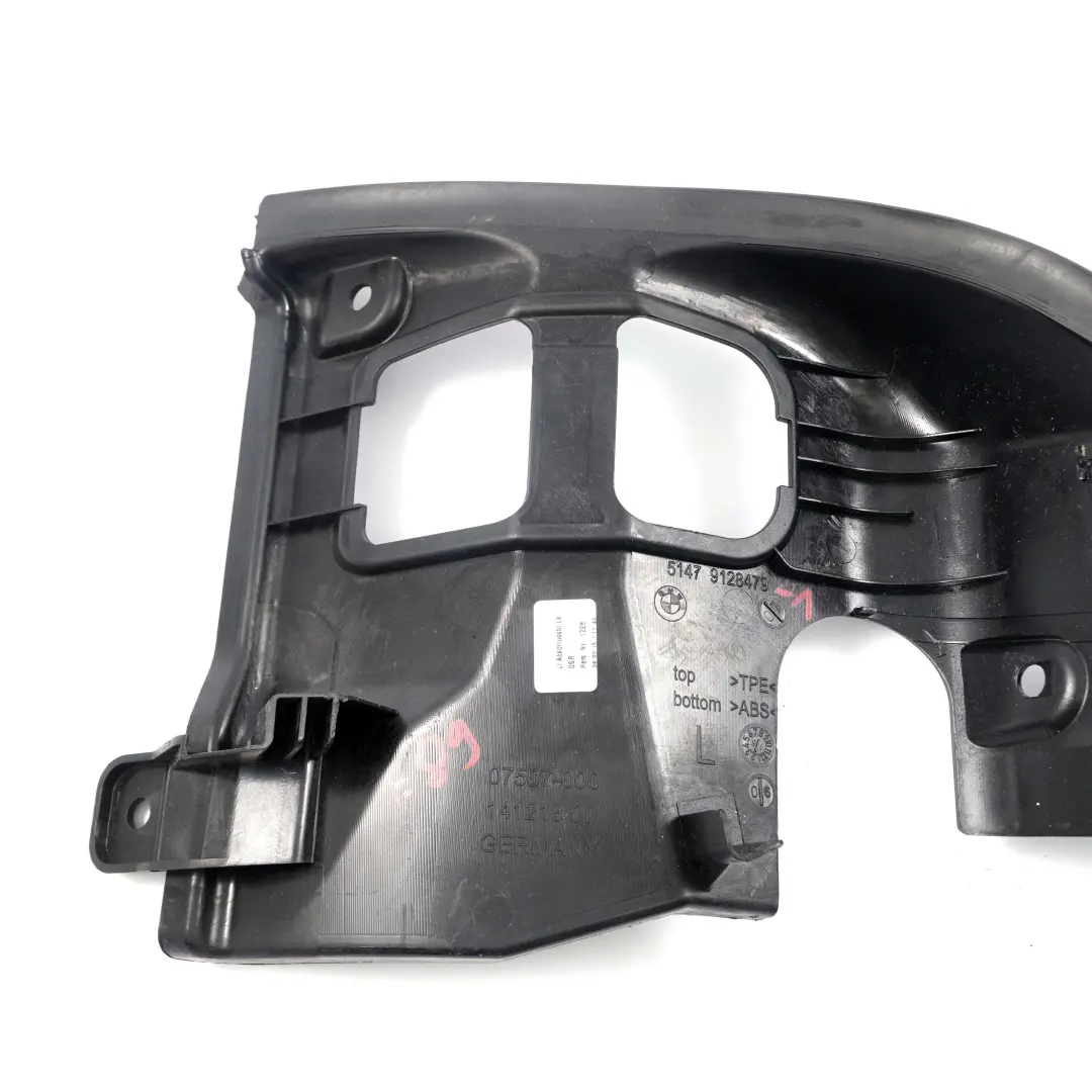 Coffre arriere gauche, panneau de garniture interieur 9128479 pour BMW Z4 E89 à propos du numéro de pièce 8208479 BMW Z4 E89 Coffre arriere gauche, panneau de garniture interieur 9128479 - SKU 9128479-1 - Numéro de pièce 8208479