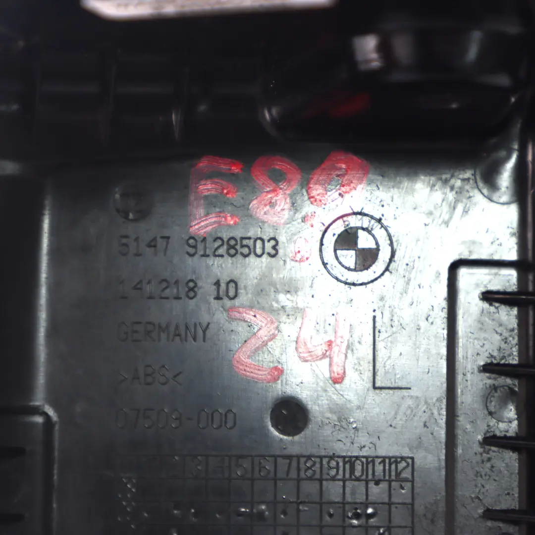 BMW Z4 E89 Osłona Panelu Wykończenia Podłogi Lewa - SKU 9128503 - Numer Części 9128503