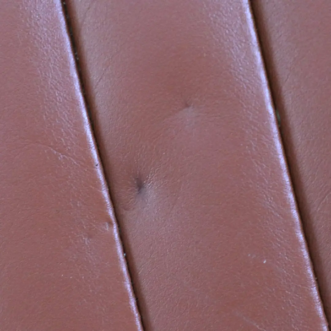 Bench Couch Sofa Isofix Soft Leather Malt Brown to Mini R52 Cabrio Rear Seat with Part number 9128630 Mini R52 Cabrio Rear Seat Bench Couch Sofa Isofix Soft Leather Malt Brown - SKU 9128630 - Part number 9128630