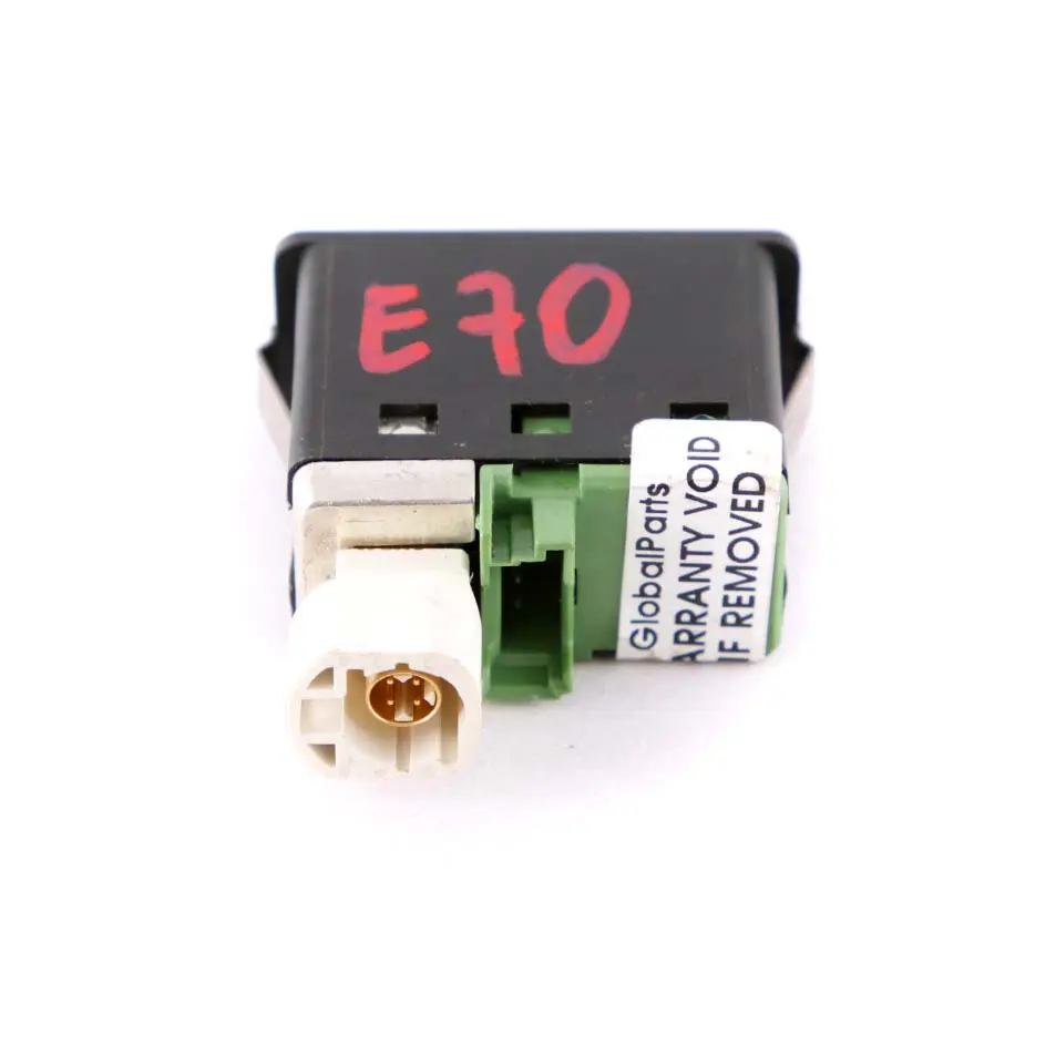 BMW 1 3 5 Series E60 E61 E81 E87 E90 E91 USB AUX In Socket Port Plug - SKU 9129652 - Part number 9138402