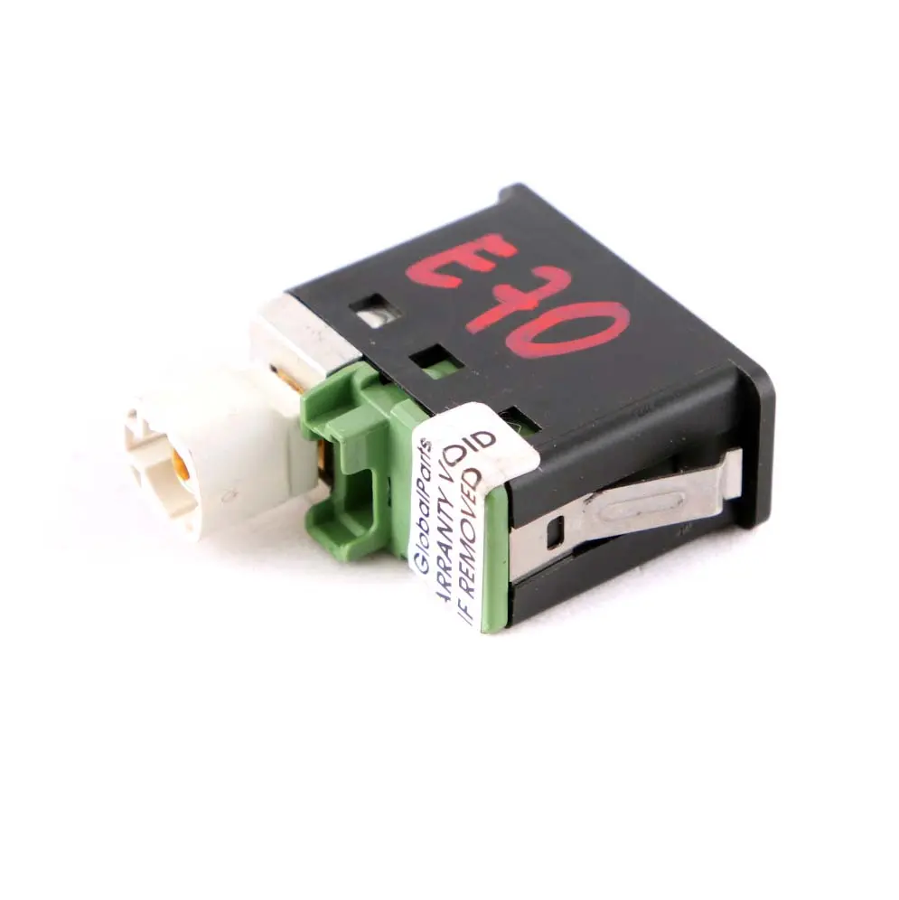 BMW 1 3 5 Series E60 E61 E81 E87 E90 E91 USB AUX In Socket Port Plug - SKU 9129652 - Part number 9138402