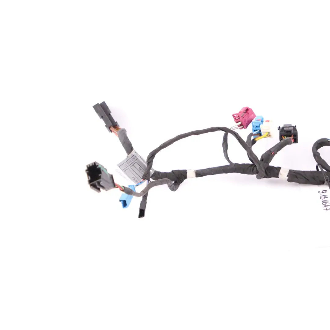 Wiring BMW E92 Coupe Front Passenger Motor Loom Harness Cable to Seat with Part number 9131647 Seat Wiring BMW E92 Coupe Front Passenger Motor Loom Harness Cable - SKU 9131647 - Part number 9131647