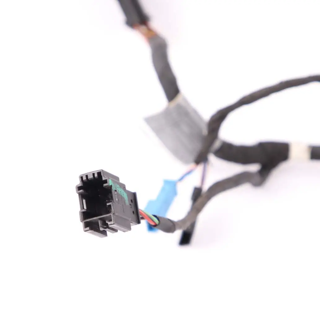 Wiring BMW E92 Coupe Front Passenger Motor Loom Harness Cable to Seat with Part number 9131647 Seat Wiring BMW E92 Coupe Front Passenger Motor Loom Harness Cable - SKU 9131647 - Part number 9131647
