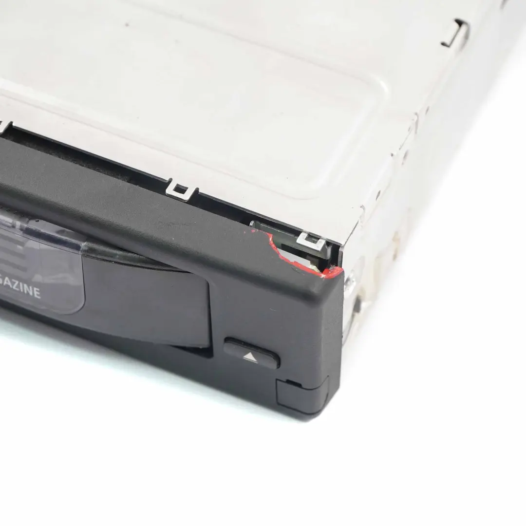 6-Disc Chargeur De CD Avec Magazine 6512 pour BMW E60 E61 E63 à propos du numéro de pièce 9131850 BMW E60 E61 E63 6-Disc Chargeur De CD Avec Magazine 6512 - SKU 9131850-2 - Numéro de pièce 9131850