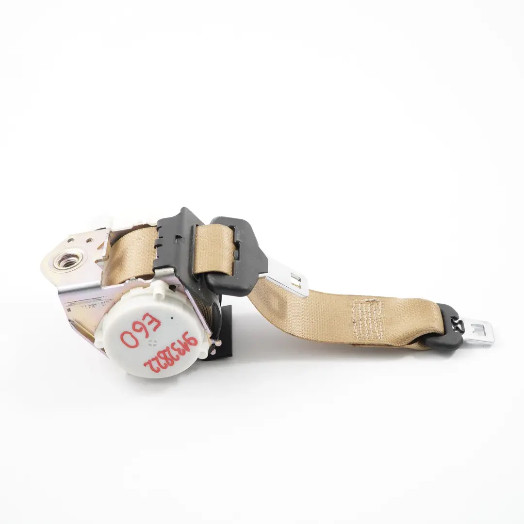 Ceinture De Sécurité Arrière Supérieure Centrale Beige pour BMW E60 à propos du numéro de pièce 9132822 BMW E60 Ceinture De Sécurité Arrière Supérieure Centrale Beige - SKU 9132822 - Numéro de pièce 9132822