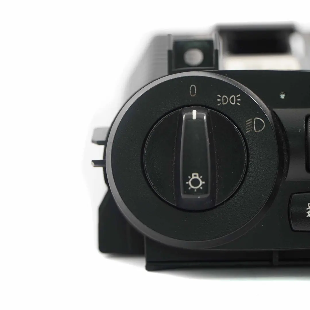 Przełącznik sterownik świateł do BMW Z4 E85 o numerze 9133036 BMW Z4 E85 Przełącznik sterownik świateł - SKU 9133036 - Numer Części 9133036