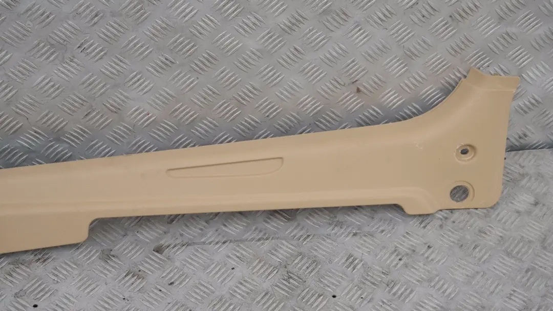 Carenage Lateral Dessous avant Droit Tuscan Beige 7267062 pour Mini R57 Cabriolet à propos du numéro de pièce 9133682 Mini R57 Cabriolet Carenage Lateral Dessous avant Droit Tuscan Beige 7267062 - SKU 9133682 - Numéro de pièce 9133682