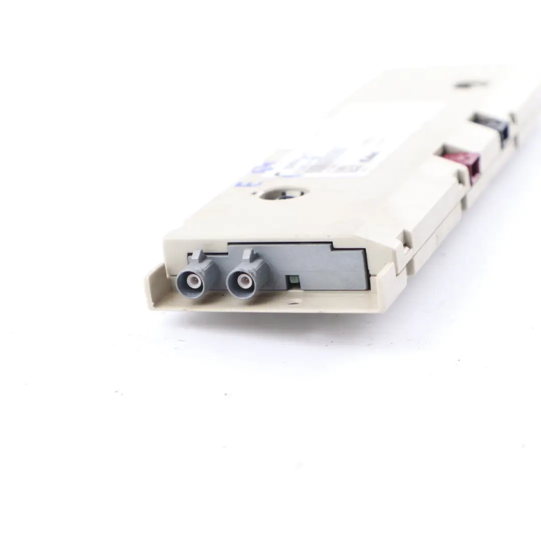 Antenna Aerial Amplifier Diversity Module Unit to BMW E64 Convertible with Part number 9134093 BMW E64 Convertible Antenna Aerial Amplifier Diversity Module Unit - SKU 9134093 - Part number 9134093