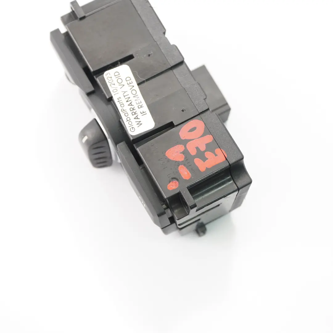 Headlight Switch BMW X5 E70 E60 E61 LCI Control Element Light Unit to with Part number 9134725 Headlight Switch BMW X5 E70 E60 E61 LCI Control Element Light Unit - SKU 9134725-2 - Part number 9134725