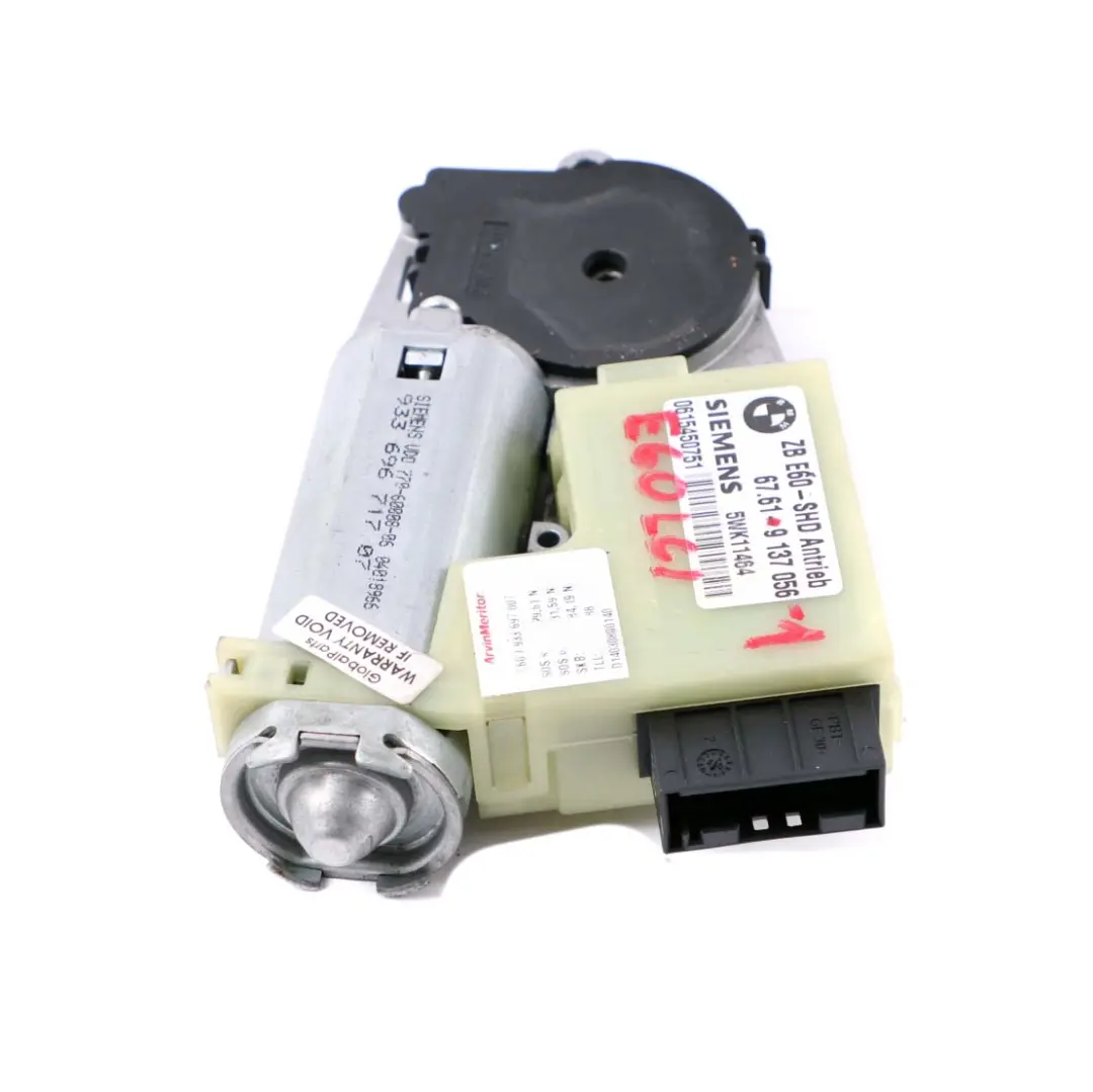 Tetto apribile scorrevole Unità di trasmissione Motore Attuatore per BMW E60 E65 con numero di parte 9137056 BMW E60 E65 Tetto apribile scorrevole Unità di trasmissione Motore Attuatore - SKU 9137056-1 - Numero di parte 9137056