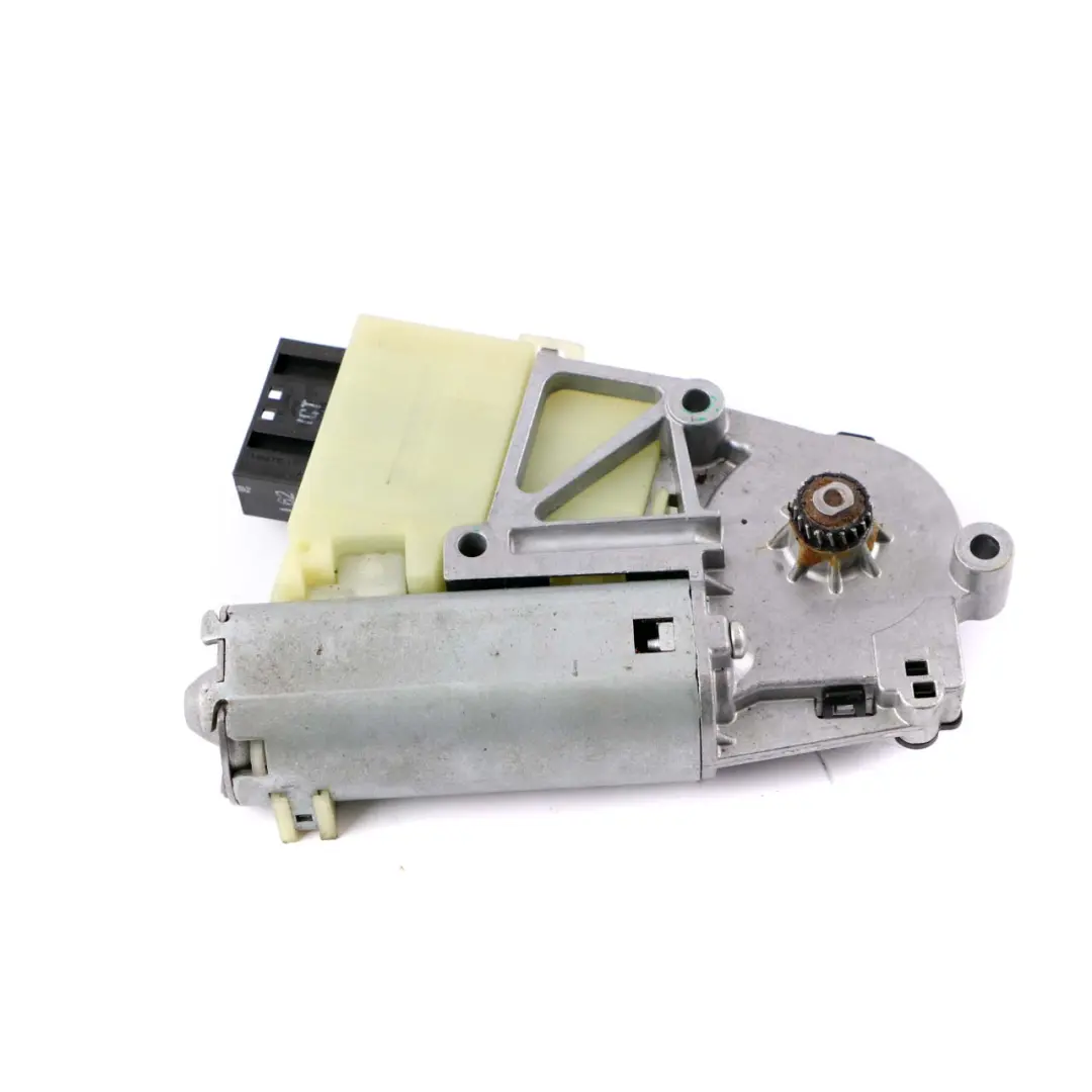 Sunroof Sliding Roof Drive Unit Motor Actuator to BMW 5 7 Series 1 E60 E65 with Part number 9137056 BMW 5 7 Series 1 E60 E65 Sunroof Sliding Roof Drive Unit Motor Actuator - SKU 9137056-1 - Part number 9137056