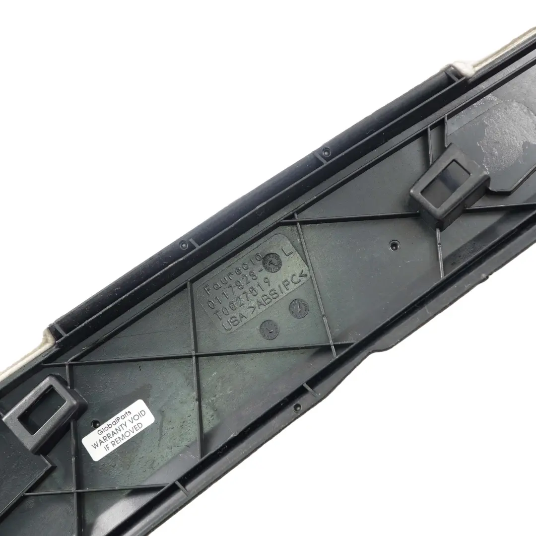 Centre Console Left N/S Side Trim Panel X6 E71 Beige to BMW X5 E70 with Part number 9137061 BMW X5 E70 Centre Console Left N/S Side Trim Panel X6 E71 Beige - SKU 9137061 - Part number 9137061