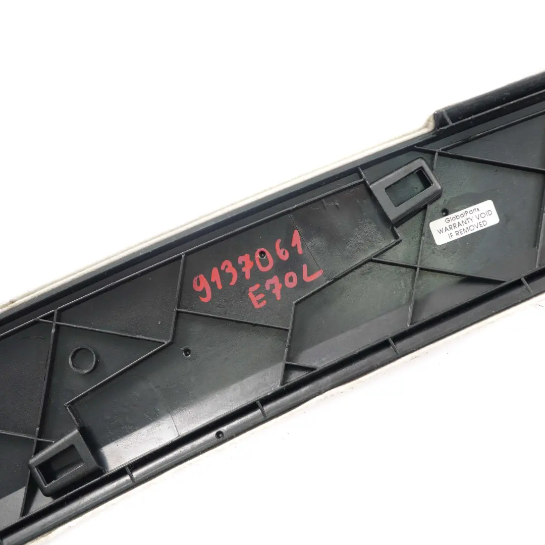 Blende Mittelkonsole Links Beige für BMW X5 X6 E70 E71 mit Teilenummer 9137061 BMW X5 X6 E70 E71 Blende Mittelkonsole Links Beige - SKU 9137061 - Teilenummer 9137061