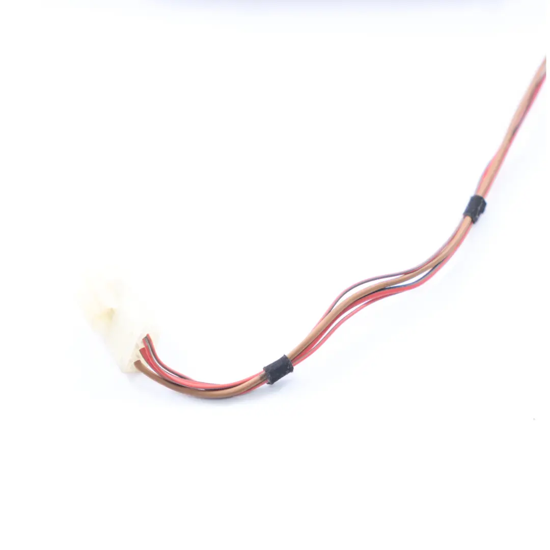 Consolle centrale Portacenere Kaschmir Silber per BMW E87 LCI E81 E82 E88 con numero di parte 9137624 BMW E87 LCI E81 E82 E88 Consolle centrale Portacenere Kaschmir Silber - SKU 9137624 - Numero di parte 9137624