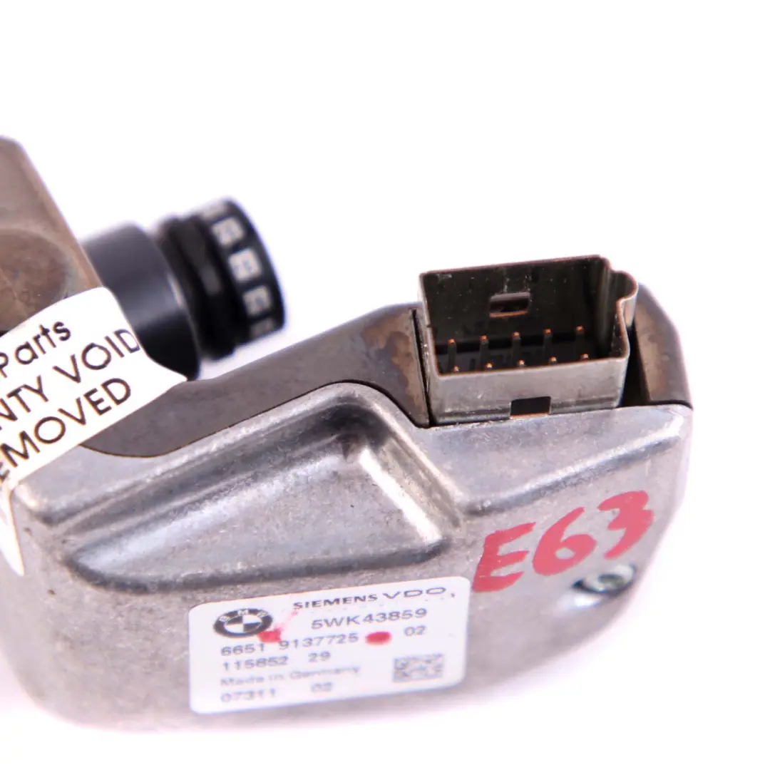 Telecamera Avviso Uscita Corsia per BMW E63 E64 LCI con numero di parte 9137725 BMW E63 E64 LCI Telecamera Avviso Uscita Corsia - SKU 9137725 - Numero di parte 9137725