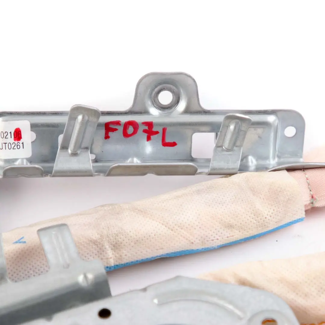 Módulo ventilación cortina izquierdo pasajero para BMW F07 GT Gran Turismo con número de pieza 9138021 BMW F07 GT Gran Turismo Módulo ventilación cortina izquierdo pasajero - SKU 9138021 - Número de pieza 9138021