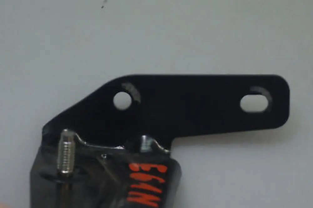 BMW 5 Series E61N LCI USB Audio ECU Module Hub Mount Bracket - SKU 9138172 - Part number 9138172