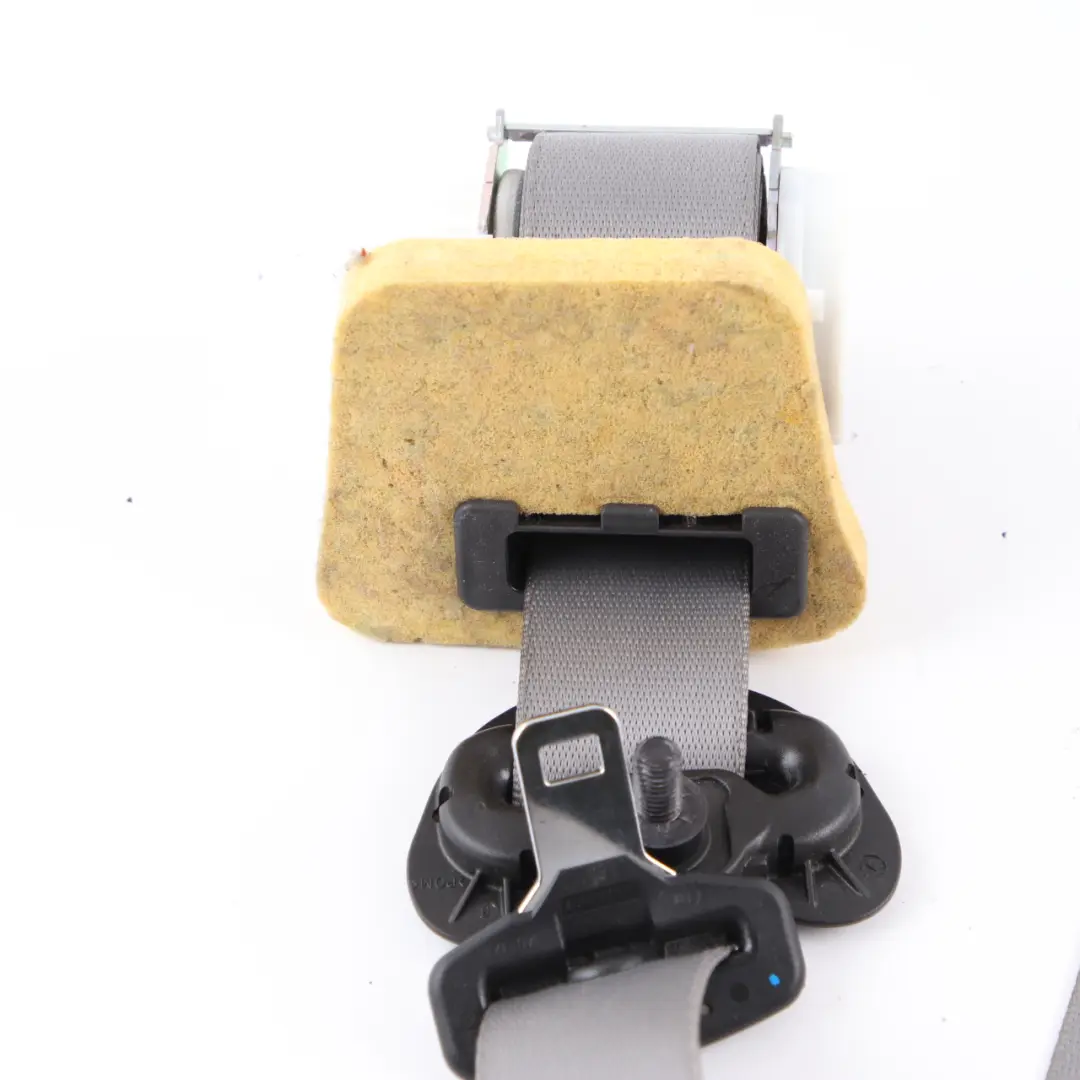 Cintura Sicurezza Superiore Limitatore Anteriore Sinistro Grigio per BMW E92 con numero di parte 9138239 BMW E92 Cintura Sicurezza Superiore Limitatore Anteriore Sinistro Grigio - SKU 9138239 - Numero di parte 9138239