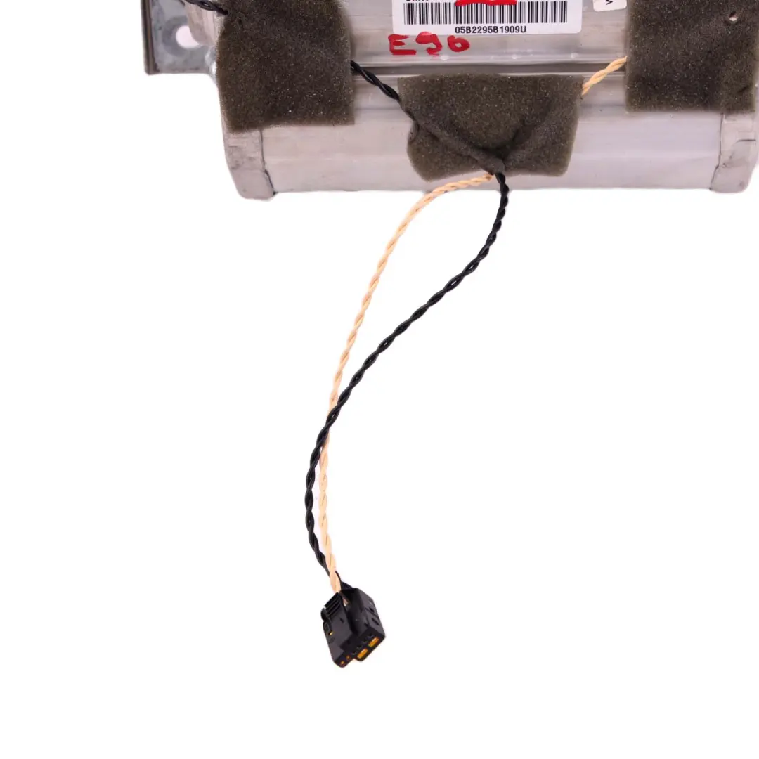 Airbag Passager Avant pour BMW 3 Serie E90 E91 E92 E93 à propos du numéro de pièce 7059292 BMW 3 Serie E90 E91 E92 E93 Airbag Passager Avant - SKU 7059292 - Numéro de pièce 7059292