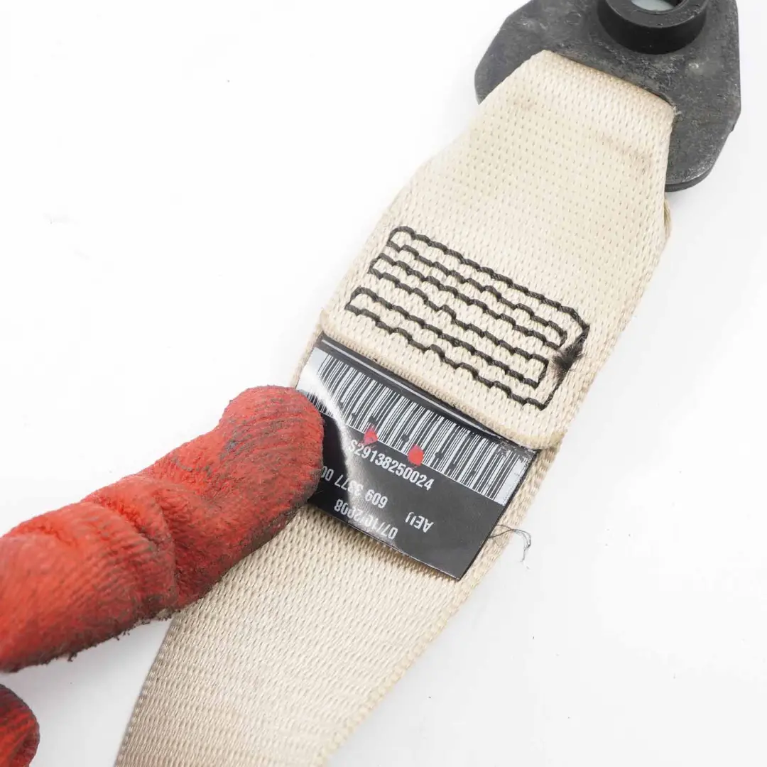 Pas Bezpieczeństwa Przedni Prawy Beż do BMW E60 E61 o numerze 9138250 BMW E60 E61 Pas Bezpieczeństwa Przedni Prawy Beż - SKU 9138250 - Numer Części 9138250