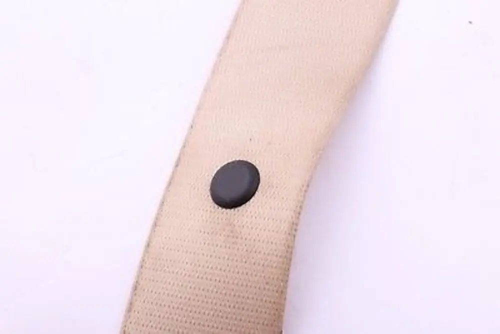 Vorne Links Oberer Gurtkraftbegrenzer Beige für BMW E60 E61 LCI mit Teilenummer 9138313 BMW E60 E61 LCI Vorne Links Oberer Gurtkraftbegrenzer Beige - SKU 9138313 - Teilenummer 9138313