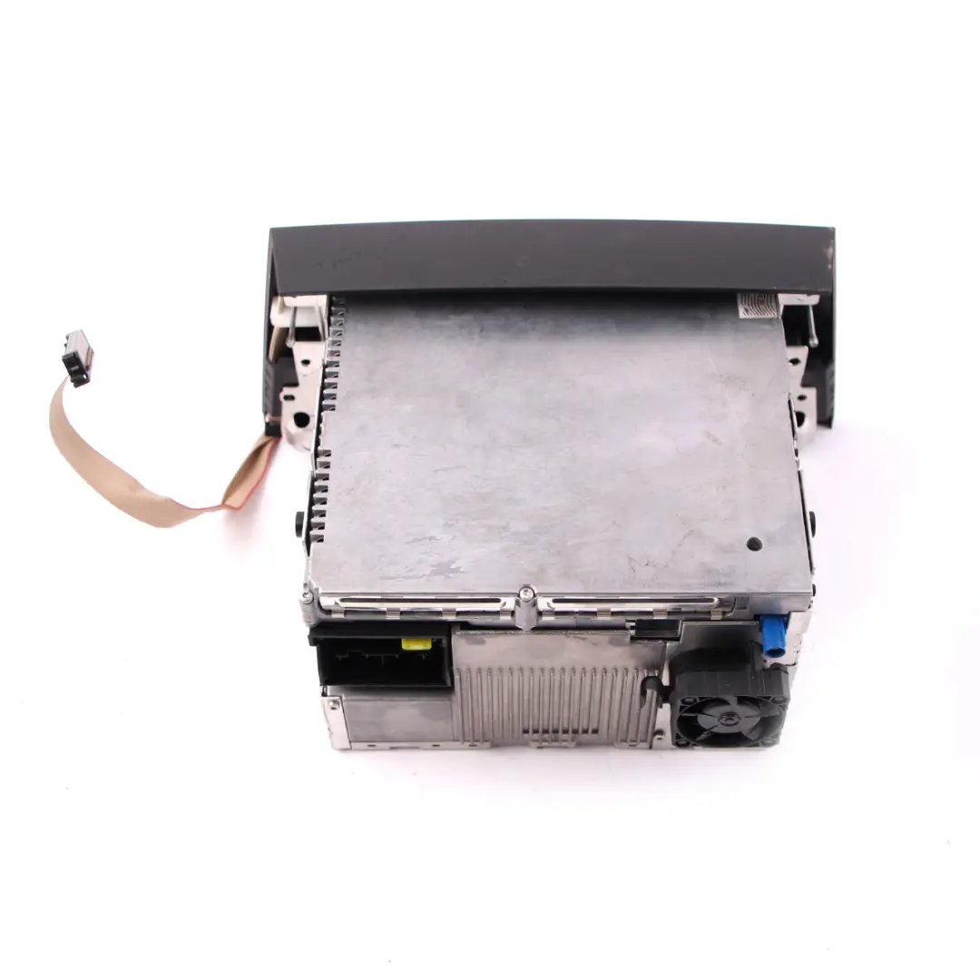 CCC CD Professional Navigation System to BMW 1 3 Series 1 E87 E90 E91 E92 with Part number 9138448 BMW 1 3 Series 1 E87 E90 E91 E92 CCC CD Professional Navigation System - SKU 9138448-1 - Part number 9138448