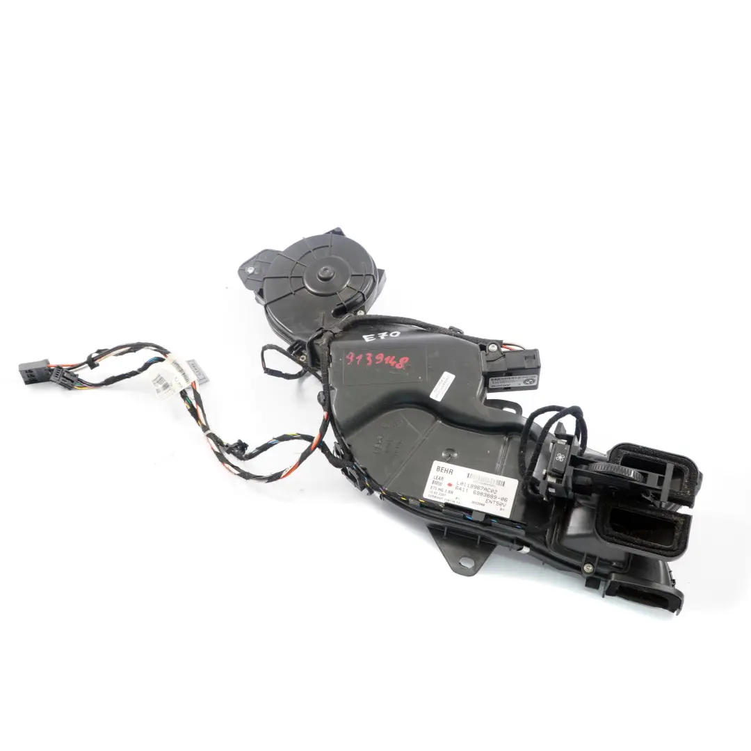 BMW E70 Soffiatore Terzo Sedile Fila Distributore Aria Condizionata A/C Unit? - SKU 9139148 - Numero di parte 9139148