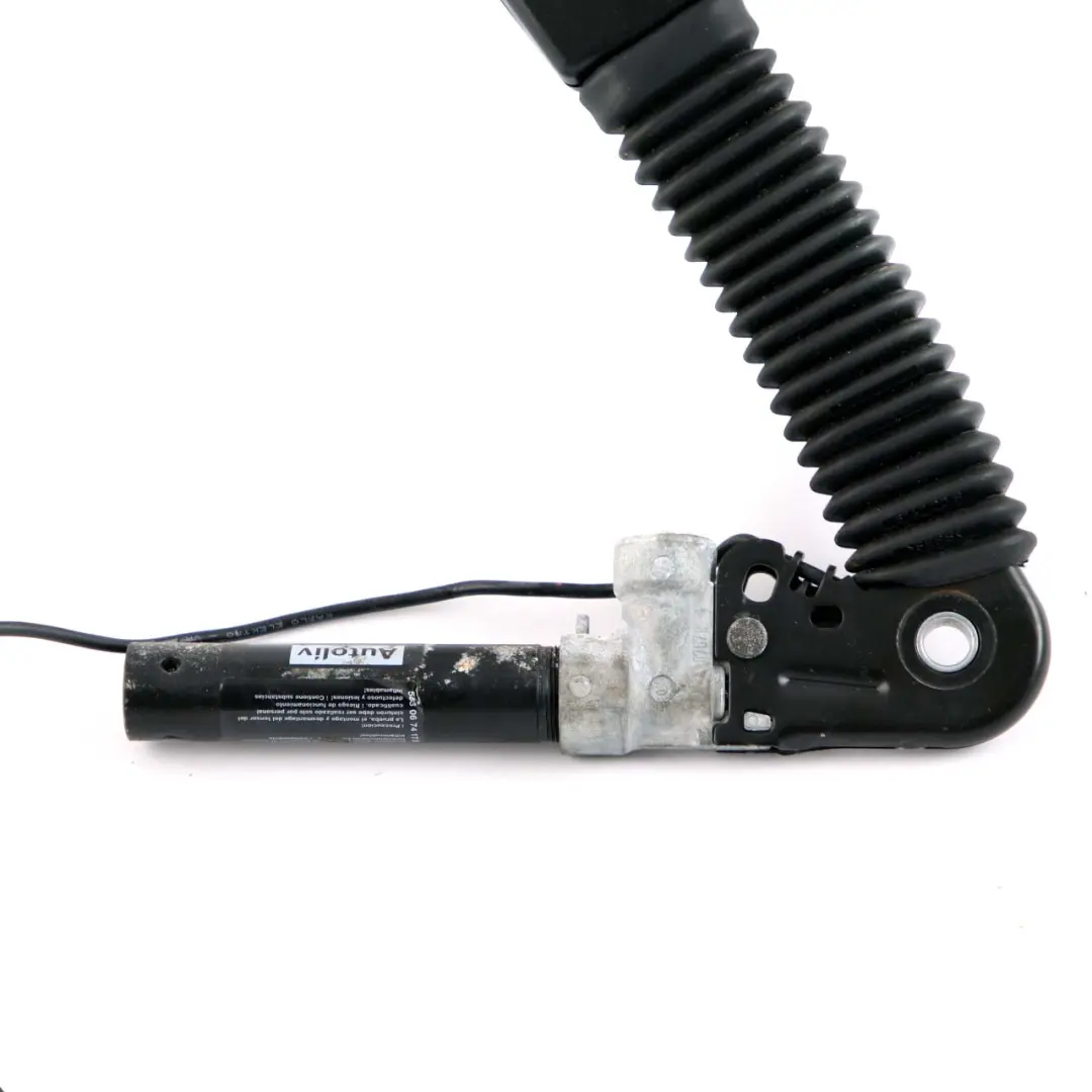 BMW 6 Series E63 E64 LCI Lower Belt With Right Seat Belt Tensioner O/S - SKU 9141182 - Part number 9141182