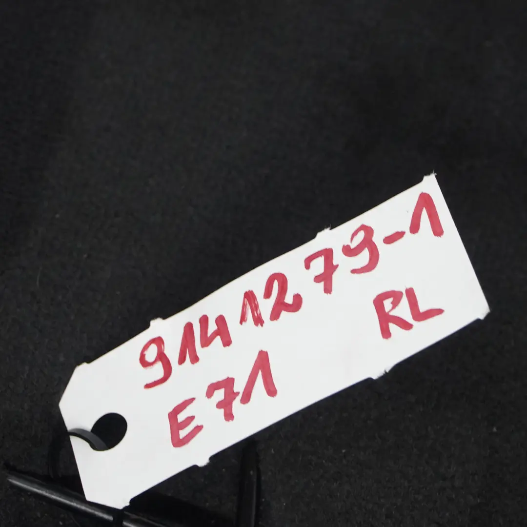 Kanapa Oparcie Lewy Tył Czarna Skóra do BMW E71 o numerze 9141279 BMW E71 Kanapa Oparcie Lewy Tył Czarna Skóra - SKU 9141279-1 - Numer Części 9141279