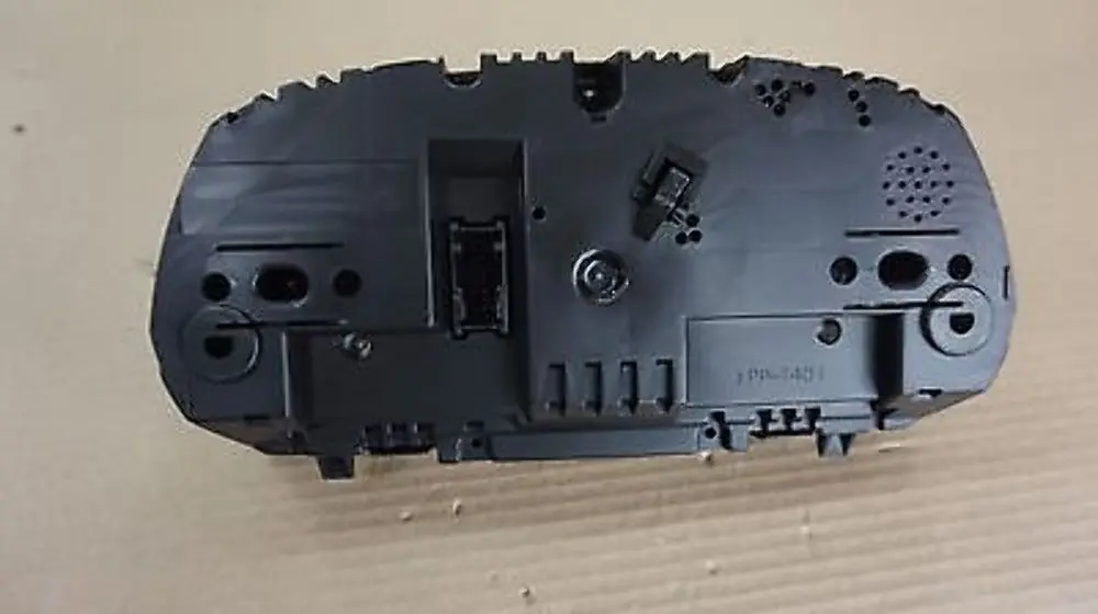 Instrument cluster Speedo clocks Diesel 9141488 Manual to BMW X1 E84 E90 E91 with Part number 62106983488 BMW X1 E84 E90 E91 Instrument cluster Speedo clocks Diesel 9141488 Manual - SKU rhd-9141488 - Part number 62106983488