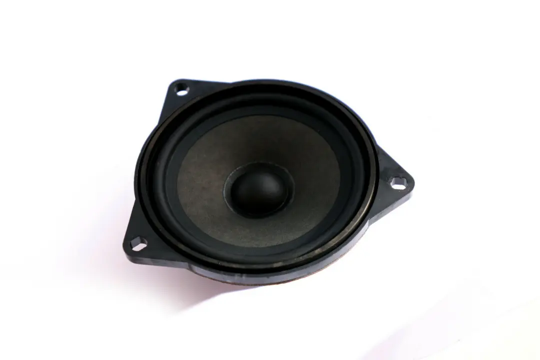 Stereo Lautsprecher Mittelklasse HiFi für BMW E60 E81 E87 E90 E91 mit Teilenummer 9141494 BMW E60 E81 E87 E90 E91 Stereo Lautsprecher Mittelklasse HiFi - SKU 9141494 - Teilenummer 9141494