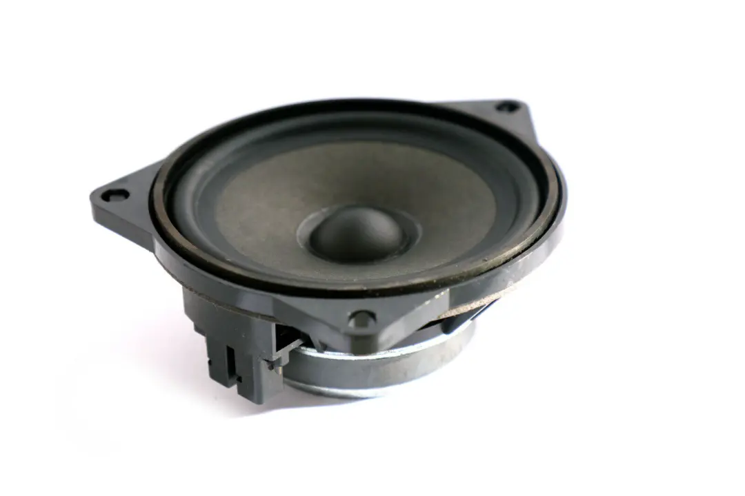 Stereo Speaker Mid Range HiFi Audio to BMW E60 E81 E87 E90 E91 with Part number 9141494 BMW E60 E81 E87 E90 E91 Stereo Speaker Mid Range HiFi Audio - SKU 9141494 - Part number 9141494