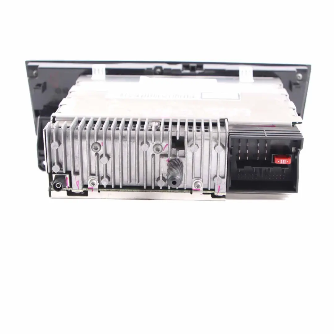 Radio BMW Business CD Player Control Unit to BMW 1 3 Series E81 E87 E90 E91 with Part number 9141682 BMW 1 3 Series E81 E87 E90 E91 Radio BMW Business CD Player Control Unit - SKU 9141682-3 - Part number 9141682