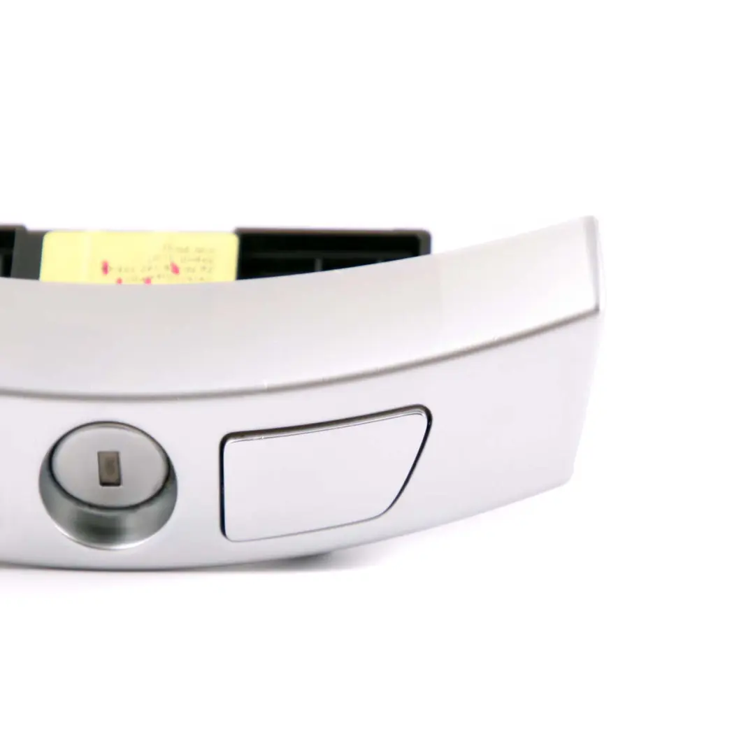 Mittelkonsole Armlehne Verriegelungs Mechanismus Einheit für BMW F07 GT mit Teilenummer 9142175 BMW F07 GT Mittelkonsole Armlehne Verriegelungs Mechanismus Einheit - SKU 9142175 - Teilenummer 9142175