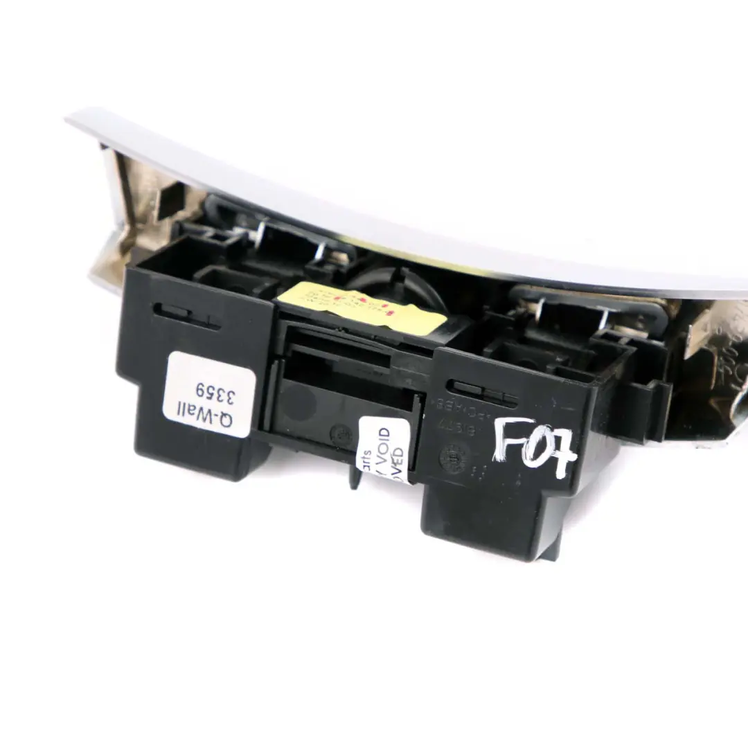 Mécanisme Verrouillage Accoudoir Console Centrale Verrouillage pour BMW F07 GT à propos du numéro de pièce 9142175 BMW F07 GT Mécanisme Verrouillage Accoudoir Console Centrale Verrouillage - SKU 9142175 - Numéro de pièce 9142175