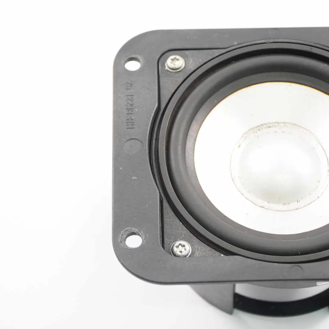 HiFi Logic7 Altoparlante Posteriore Destro Ripiano L7 Audio per BMW E63 con numero di parte 9142516 BMW E63 HiFi Logic7 Altoparlante Posteriore Destro Ripiano L7 Audio - SKU 9142516 - Numero di parte 9142516