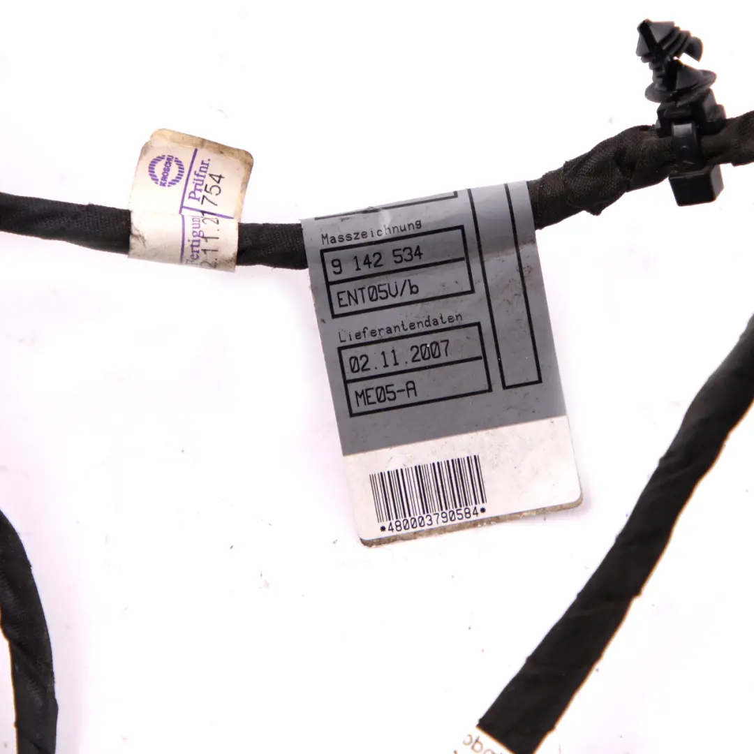 Front Left Seat Wiring Loom Harness Passenger Side to BMW 5 Series E60 E61 with Part number 6925937 BMW 5 Series E60 E61 Front Left Seat Wiring Loom Harness Passenger Side - SKU 9142937 - Part number 6925937