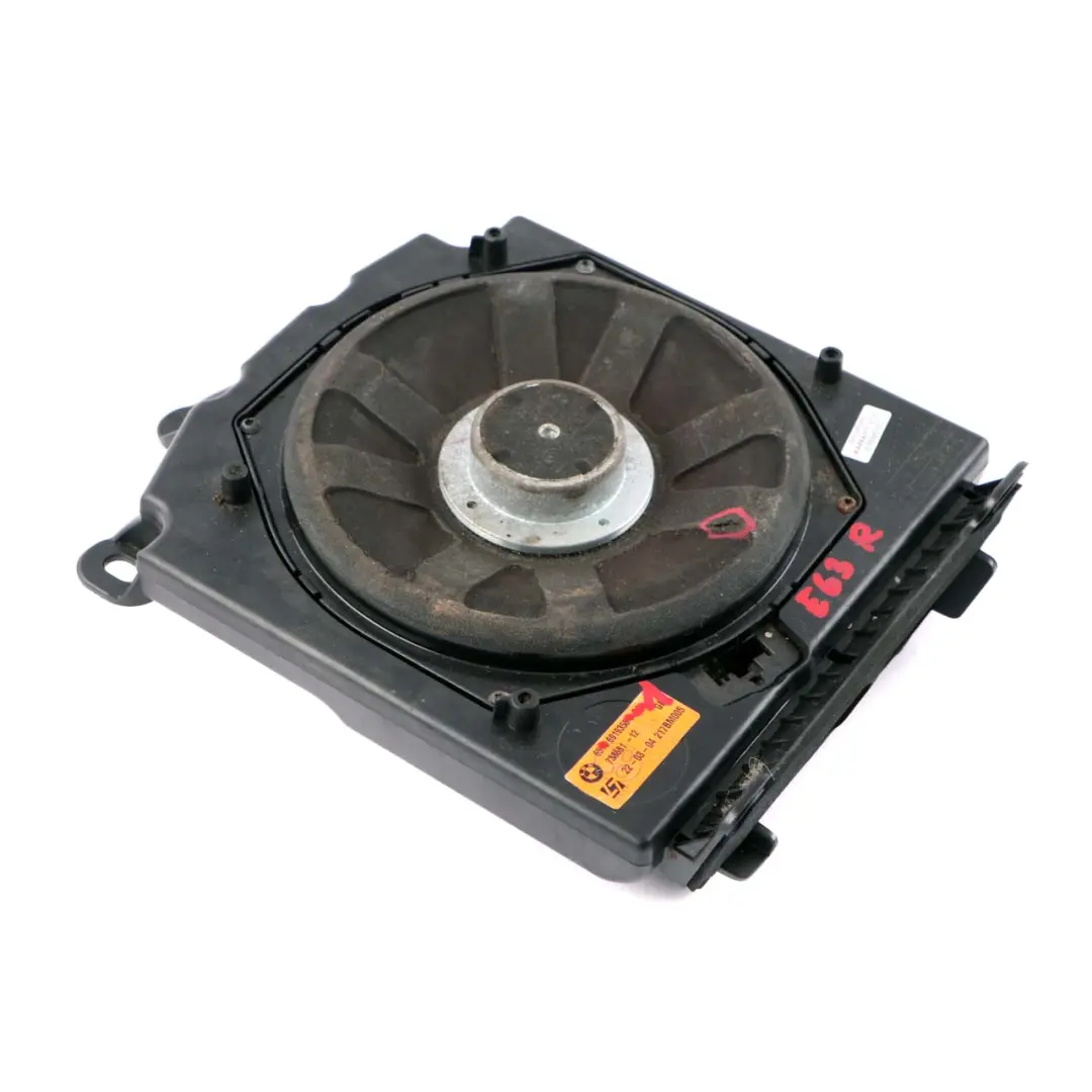 Right O/S Central Bass Speaker Hifi-System Professional Logic 7 L7 to BMW E60 E61 with Part number 9143134 BMW E60 E61 Right O/S Central Bass Speaker Hifi-System Professional Logic 7 L7 - SKU 9143134-1 - Part number 9143134
