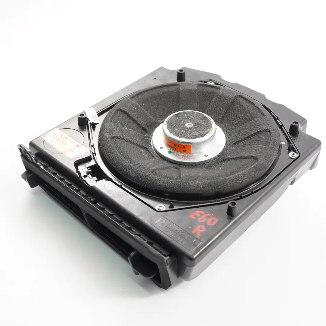 BMW E60 E61 Enceinte centrale de basse droite Système Hifi Professionnel Logic 7 - SKU 9143134-2 - Numéro de pièce 9143134