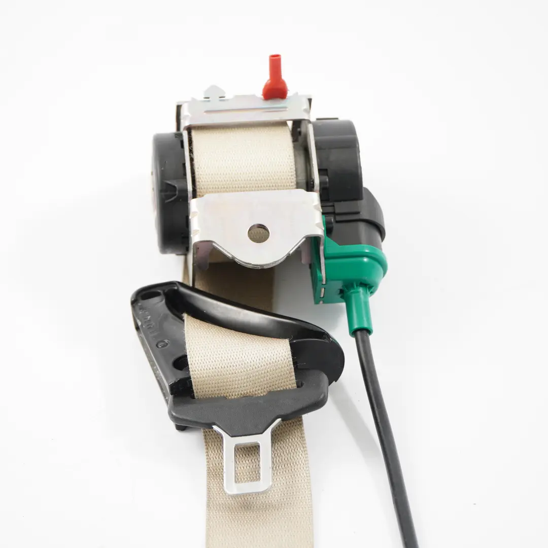 Ceinture de sécurité supérieure avant droite Cream Beige pour BMW E64 LCI à propos du numéro de pièce 9143254 BMW E64 LCI Ceinture de sécurité supérieure avant droite Cream Beige - SKU 9143254 - Numéro de pièce 9143254