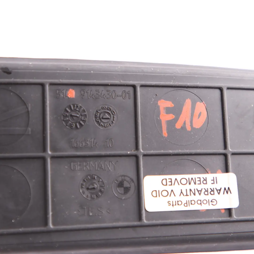 Türverkleidung Einlegematte Vorne Links 6987895 für BMW X5 er E70 mit Teilenummer 9143430 BMW X5 er E70 Türverkleidung Einlegematte Vorne Links 6987895 - SKU 9143430 - Teilenummer 9143430