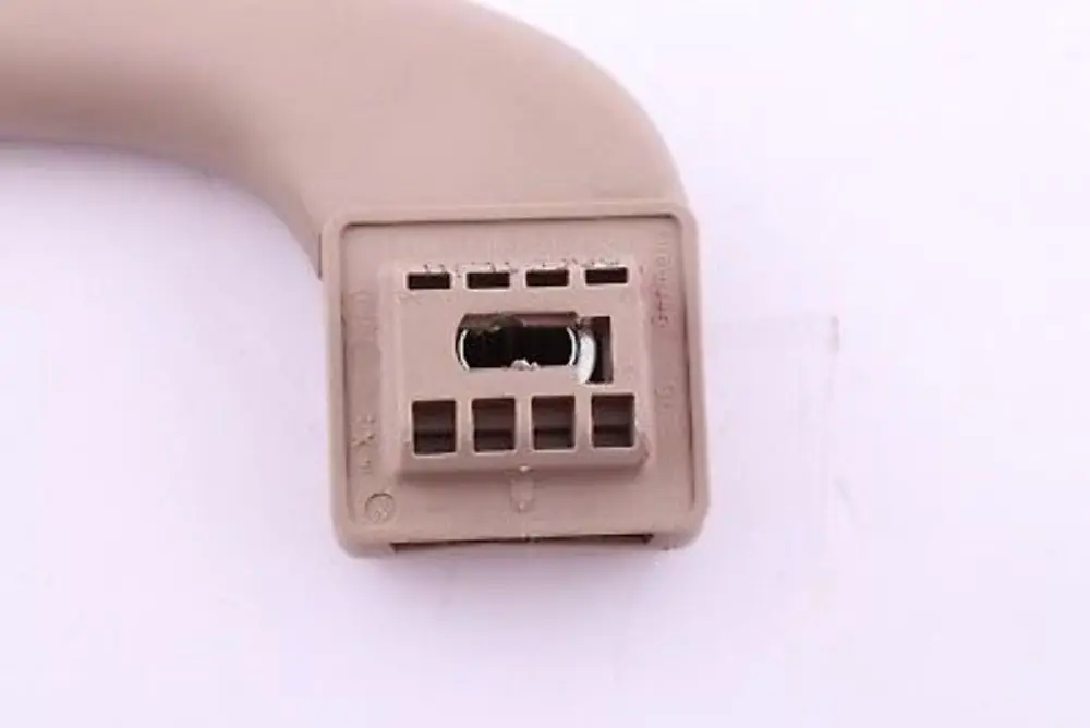 Haltegriff hinten innen links CREAMBEIGE BEIGE für BMW 5 er E60 E61 LCI mit Teilenummer 9143531 BMW 5 er E60 E61 LCI Haltegriff hinten innen links CREAMBEIGE BEIGE - SKU 9143531 - Teilenummer 9143531