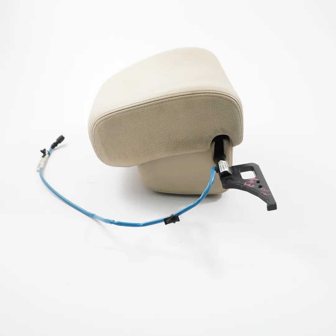 Sitz Kopfstütze vorne rechts Creme Beige Leder Kopfstütze für BMW E64 mit Teilenummer 9143916 BMW E64 Sitz Kopfstütze vorne rechts Creme Beige Leder Kopfstütze - SKU 9143916 - Teilenummer 9143916