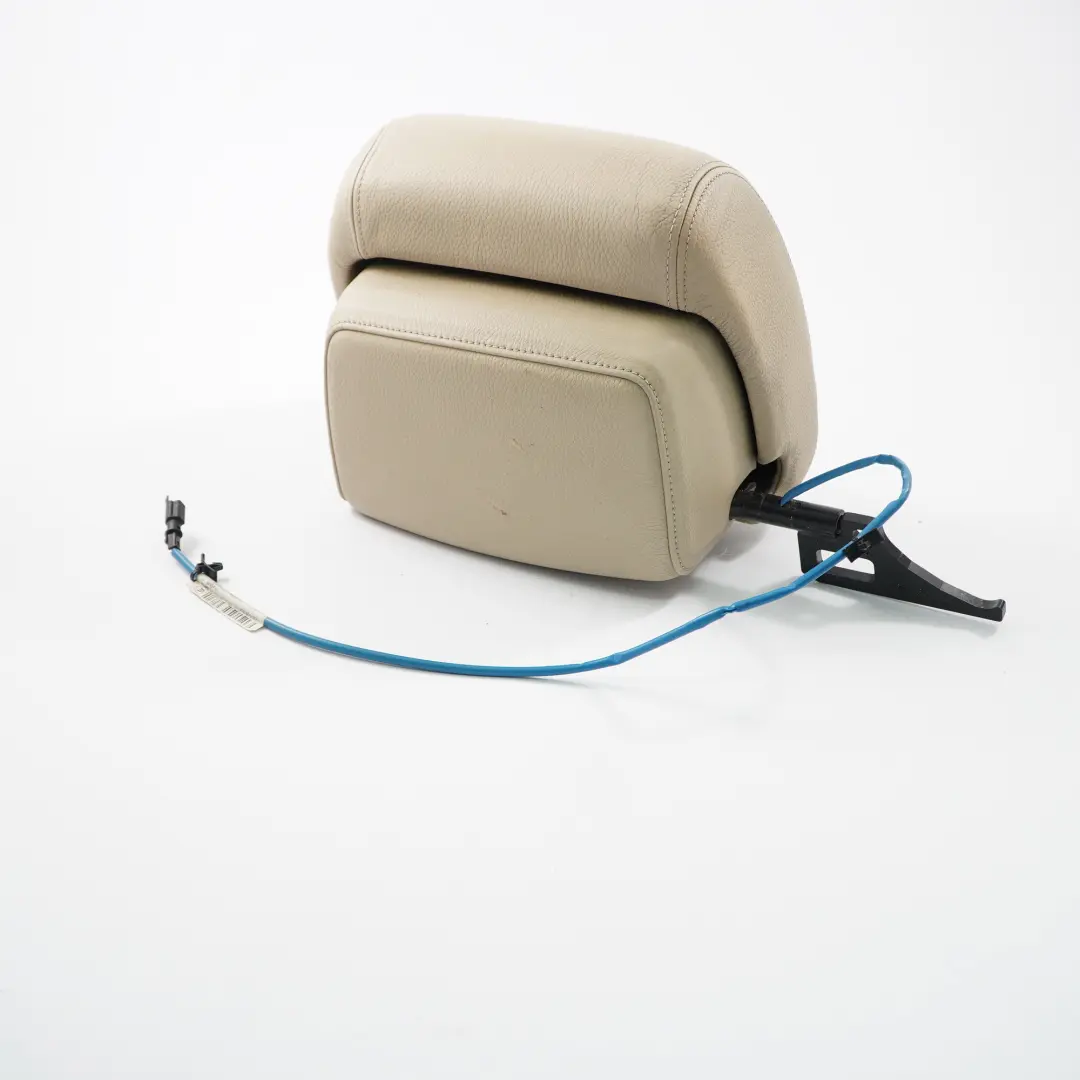 Zagłówek Fotela Przedni Prawy Beżowy do BMW E63 E64 o numerze 9143916 BMW E63 E64 Zagłówek Fotela Przedni Prawy Beżowy - SKU 9143916 - Numer Części 9143916