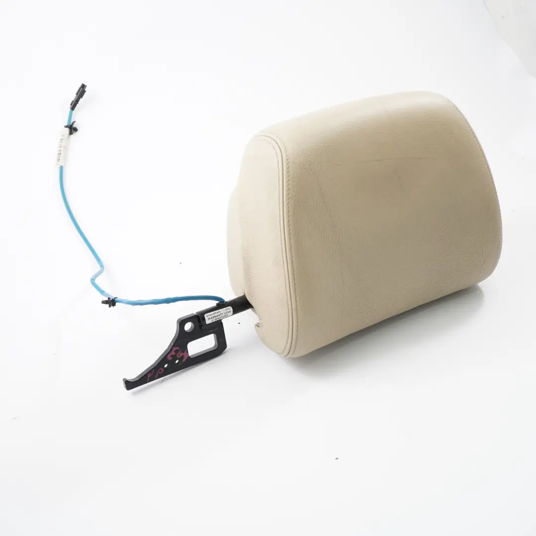 Sitz Kopfstütze vorne rechts Creme Beige Leder Kopfstütze für BMW E64 mit Teilenummer 9143916 BMW E64 Sitz Kopfstütze vorne rechts Creme Beige Leder Kopfstütze - SKU 9143916 - Teilenummer 9143916